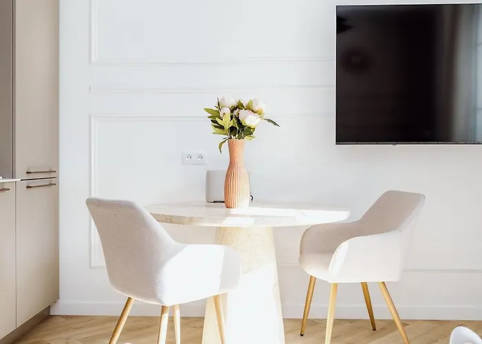 Sublime Number Eleven - Wifi Apartment Vichy